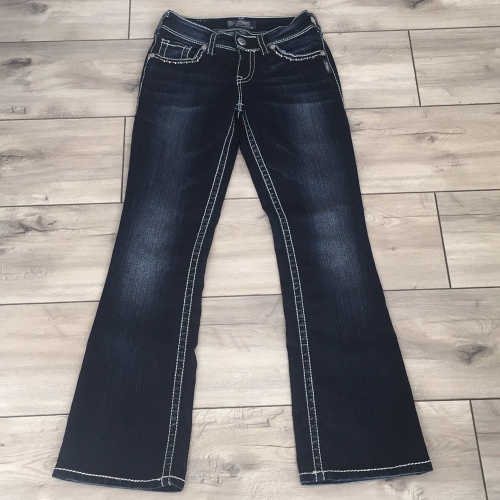 Silver Women’s Low Rise Boot Cut Jean Size W25/L30